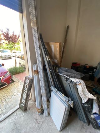 Estanterías metálicas gris - 90x50cm