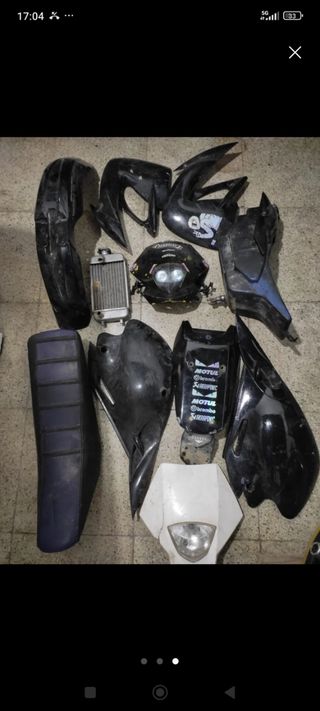 Tapas, asiento y deposito Rieju mrx