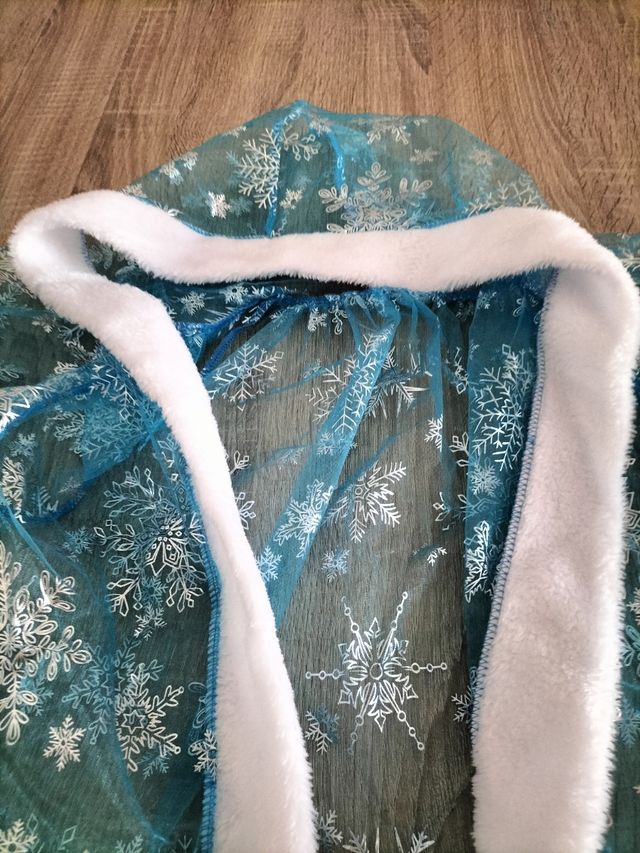 Capa Reina Nieves - Niña