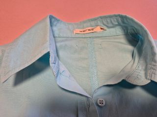 2 blusas sin manga, marca Yerse y Natural