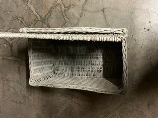 Baule vimini bianco intrecciato