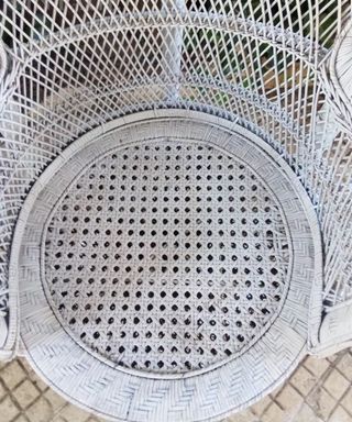 Poltrona rattan bianca stile pavone