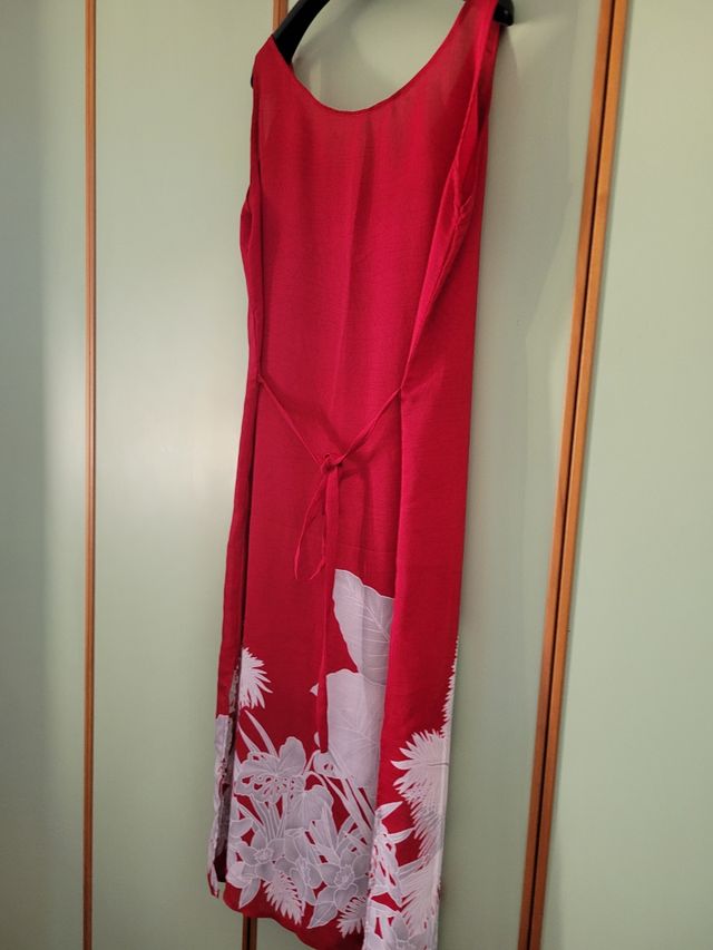 Vestito lungo rosso floreale