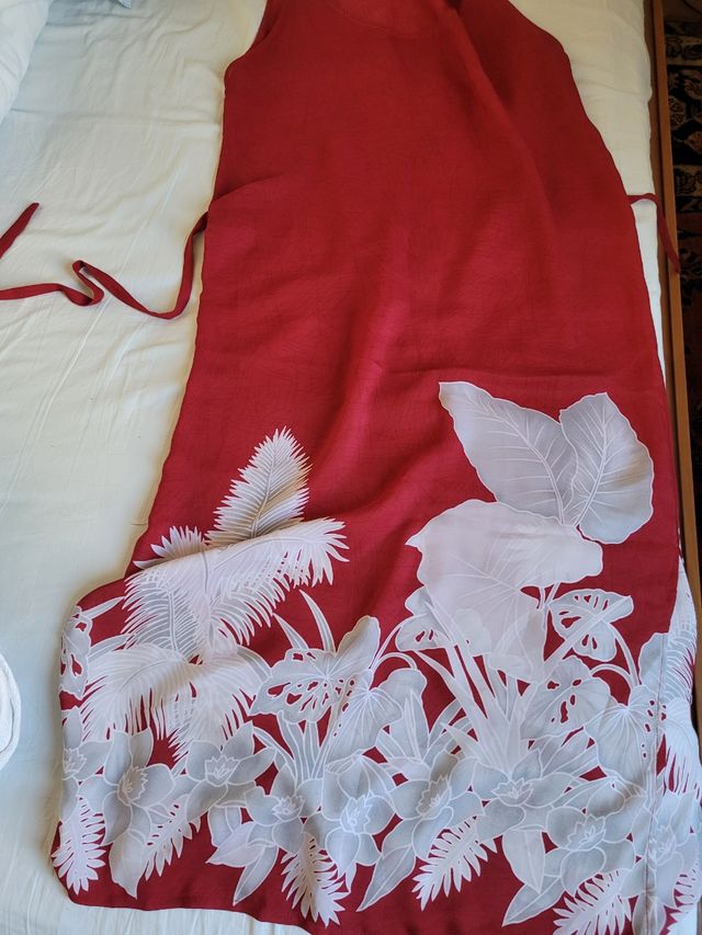 Vestito lungo rosso floreale