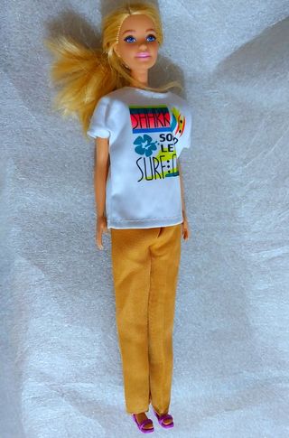 Barbie con ropa veraniega