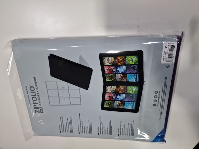 Zipfolio 360: funda 18 bolsillos