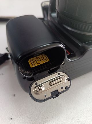 Nikon F70: Cámara analógica vintage