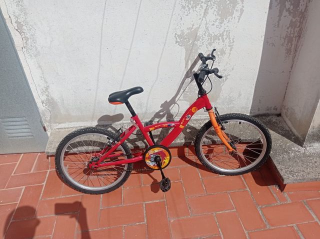 Bicicleta niño 16" roja
