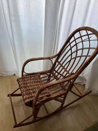 Mecedora mimbre niño vintage