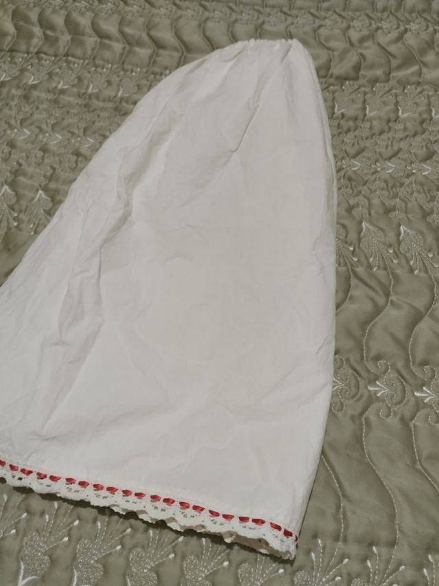 Enagua blanca, baile tradicional