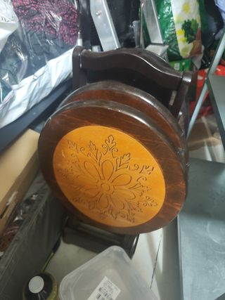 Son 4 mesas madera casi estoy regalando 