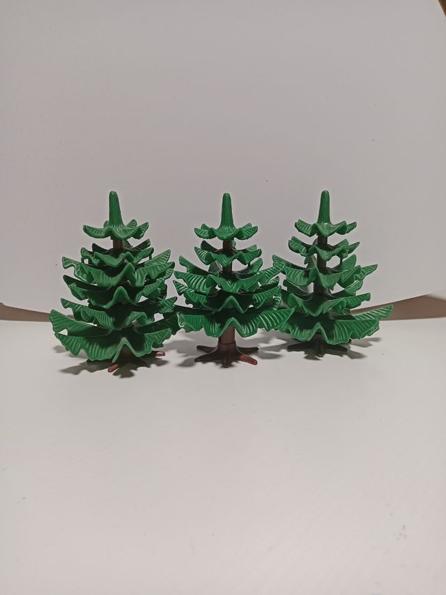 Pinos Pequeños Playmobil 5€ la unidad