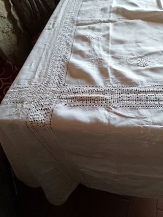 Tovaglia lino vintage ricamata