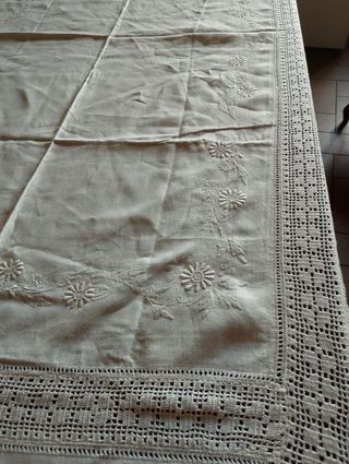 Tovaglia lino vintage ricamata