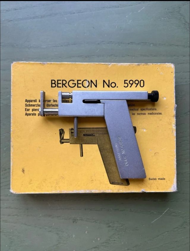 Perforadora orejas Bergeon 5990