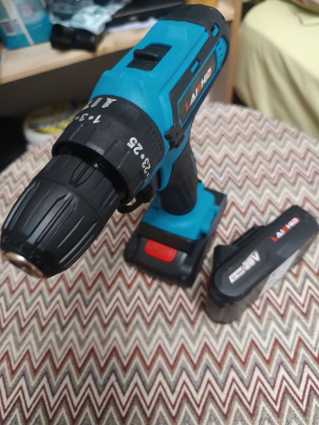 Atornillador inalámbrico LAISHID 28w