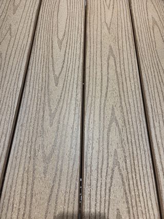 Tarima exterior composite