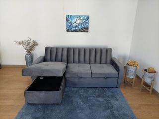 Sofá cama terciopelo gris con arcon y chaise longu
