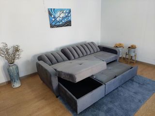 Sofá cama terciopelo gris con arcon y chaise longu