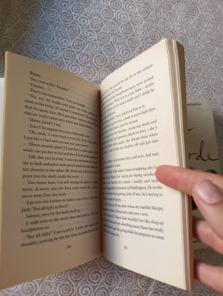 2 Libros en inglés tapa blanda