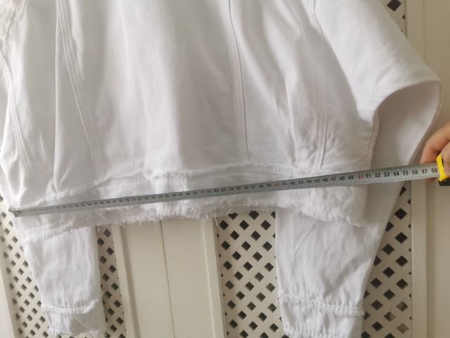 Cazadora vaquera blanca cropped