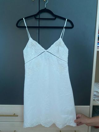 Vestido Zara blanco, nuevo con etiqueta