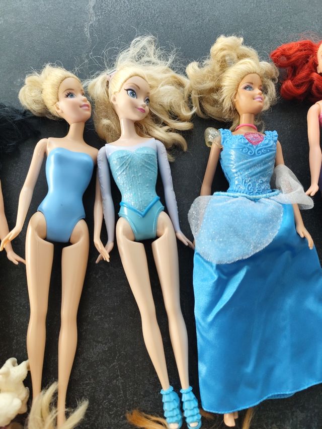 13 Muñecas Barbie Disney + Ken