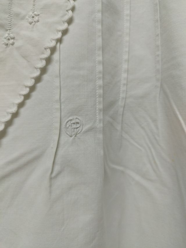 Camisón antiguo algodón bordado