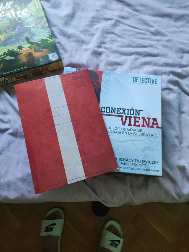 Conexión Viena: Juego de Mesa