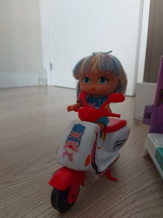 Barriguitas: Casa acuario, moto y 2 muñecas