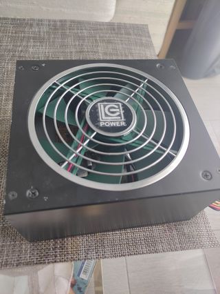 Fuente alimentación LC6560GP3 560W