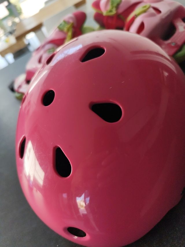 Patines niña + Casco rosa - Talla 32