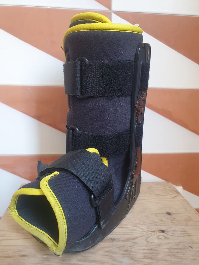 Bota Ortopédica - Férula para Tobillo