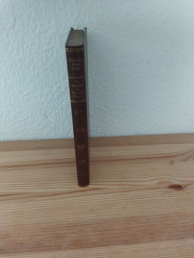 La familia de Pascual Duarte. Novela. En mano