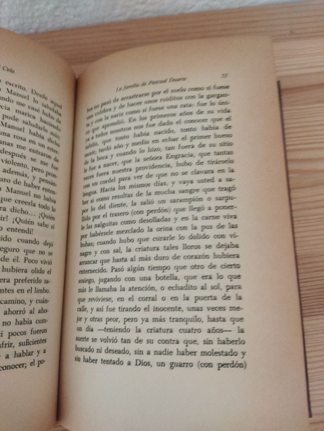 La familia de Pascual Duarte. Novela. En mano