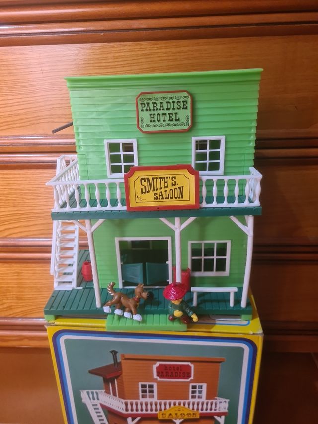 Hotel Paradiso Lucky Luke Comansi