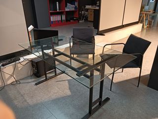 Mesa cristal + 2 sillas