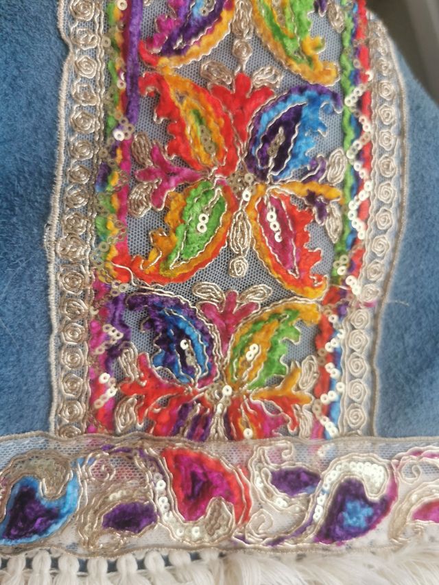 Bolso bandolera ante bordado