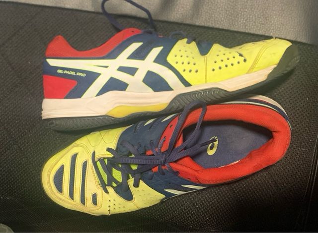 Zapatillas Asics pádel-running rojas amarillas