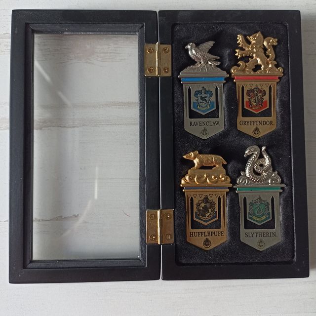 Marcapáginas metálicos Hogwarts