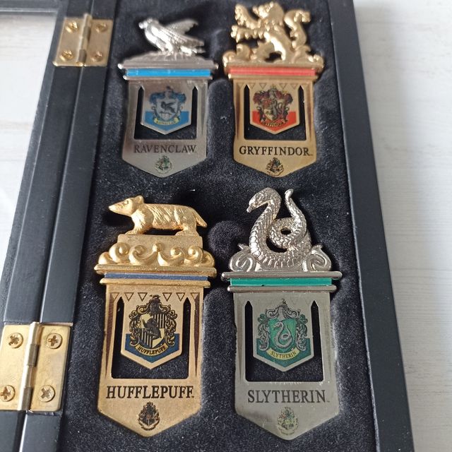 Marcapáginas metálicos Hogwarts