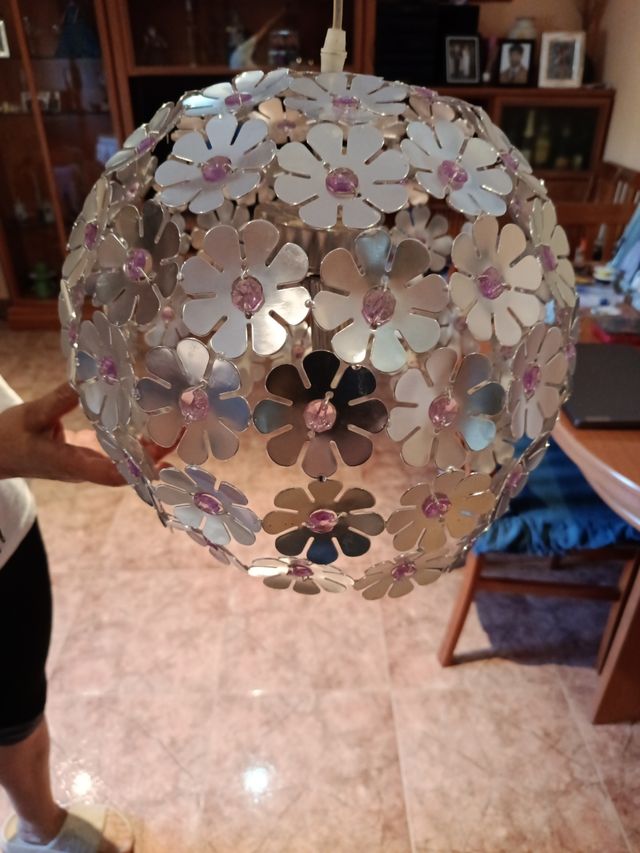 Lámpara dormitorio infantil - Flores