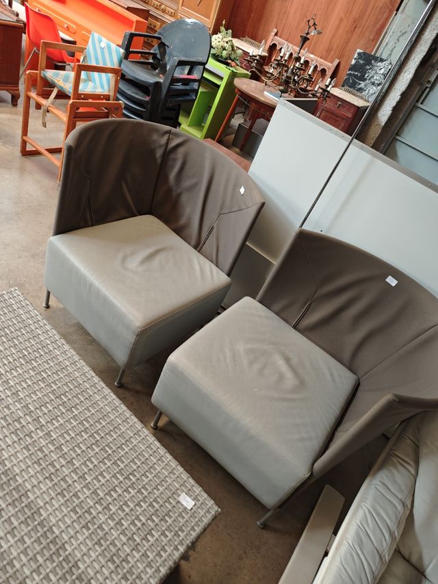 Conjunto jardín - 2 sillones y mesa