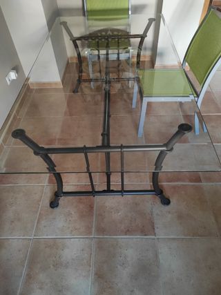 Lote 4 sillas jardín o terraza y mesa de forja