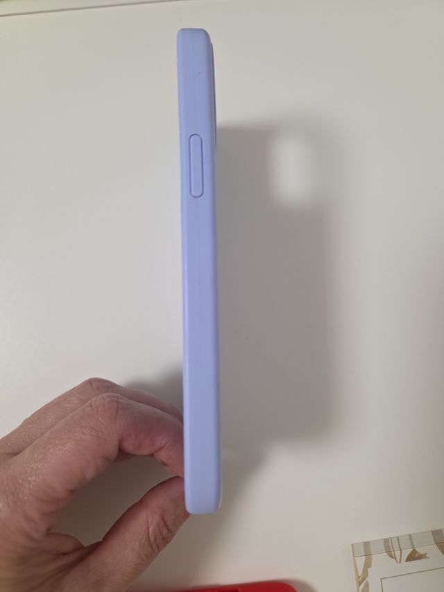 Custodia in silicone blu per iPhone 12