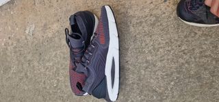 Zapatillas Under Armour Hovr Phantom - Gris/Rojo