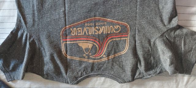 Camiseta Quiksilver gris