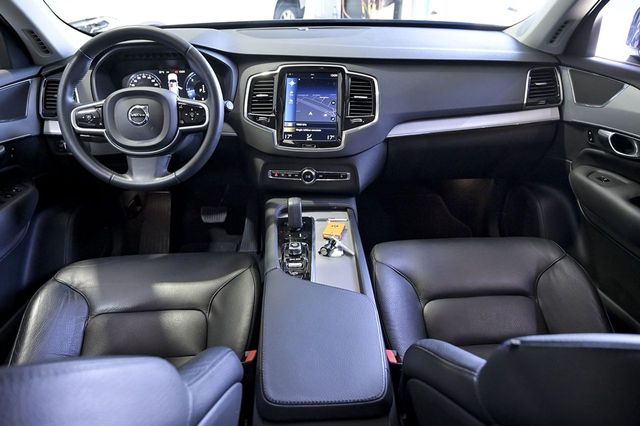 Volvo XC90   2.0 B5 D AWD Momentum Pro Auto 