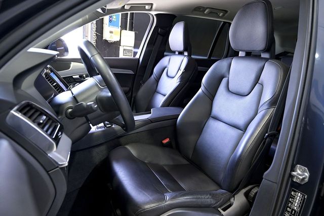 Volvo XC90   2.0 B5 D AWD Momentum Pro Auto 