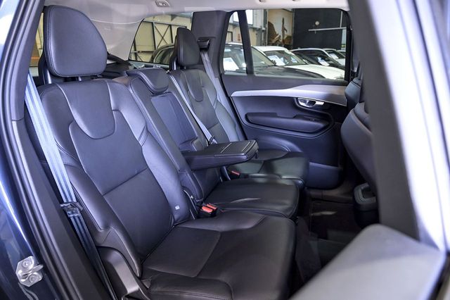 Volvo XC90   2.0 B5 D AWD Momentum Pro Auto 